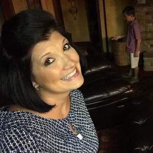 Meet your Posher, Debbie