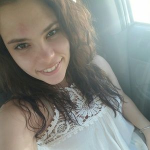 Meet your Posher, Viviana