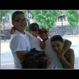 Meet your Posher, Yanira