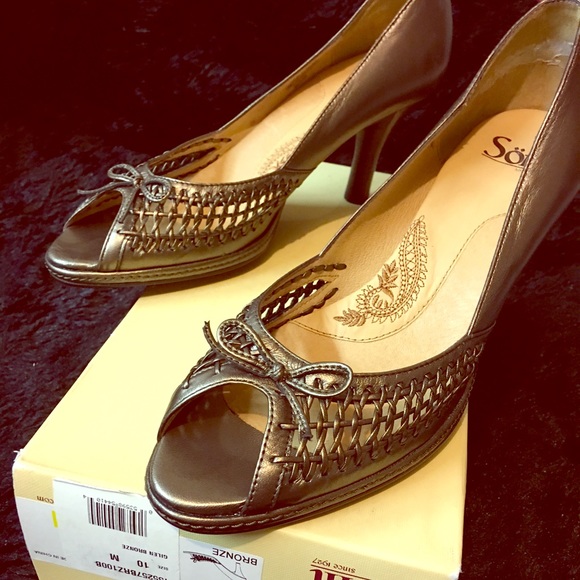 Bronze peep toe high heels