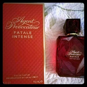 Fatale Intense Perfume