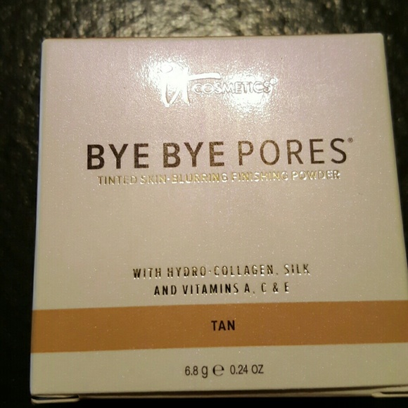 it Cosmetics Bye Bye Pores Finishing Powder