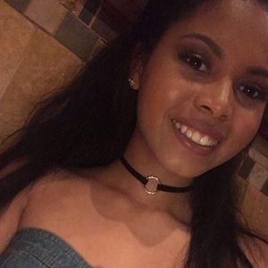 Meet your Posher, Yazmine