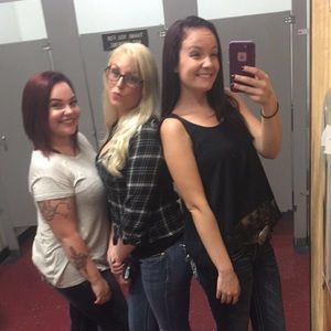 Meet your Posher, Casey