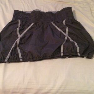 Lulelemon running skirt