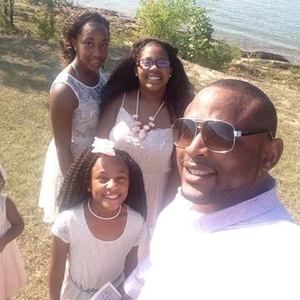 Meet your Posher, Terrell