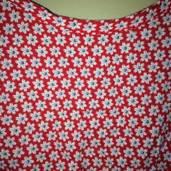 Affinity Flower Dress - Picture 2 of 2