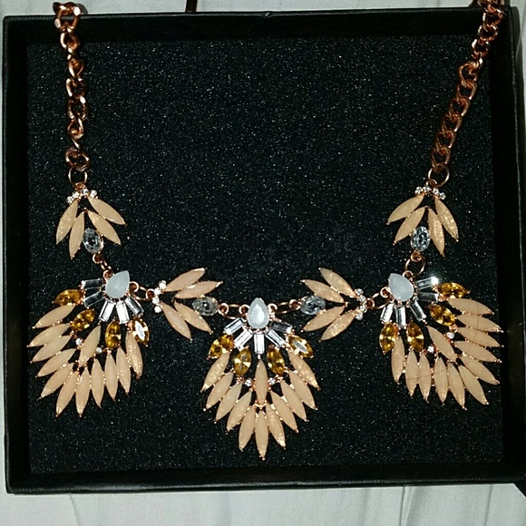 Jewelmint rose gold necklace