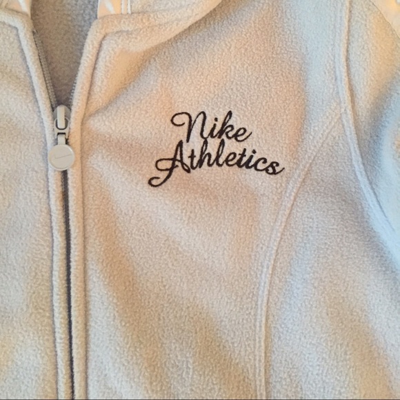 Nike Athletics zip up jacket - Picture 3 of 3