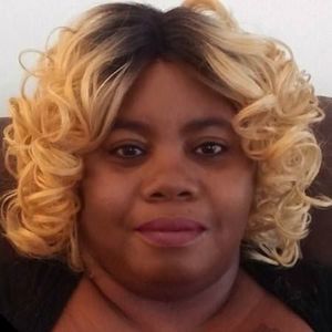 Meet your Posher, Beatrice