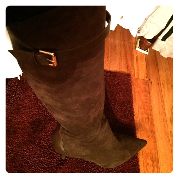 Ivanka suede boot