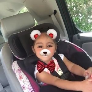 Meet your Posher, Adriana