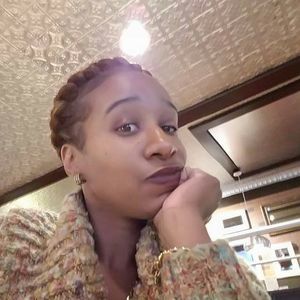 Meet your Posher, Sonya