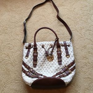 Michael Kors cream knit shoulder bag w/ leather