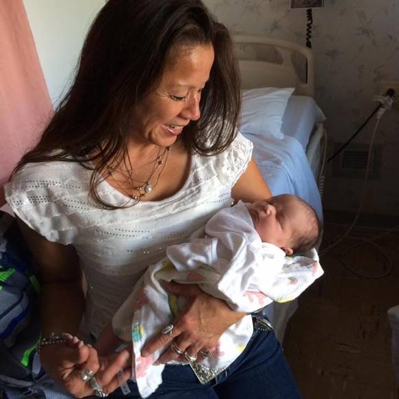 Meet your Posher, Lynette - Picture 1 of 1