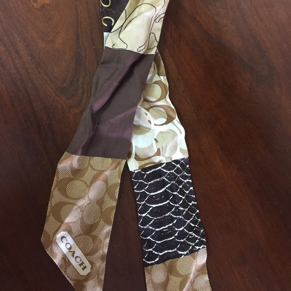 Coach scarf