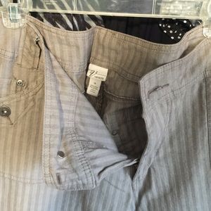 Great pair of pants - average length. Too long.