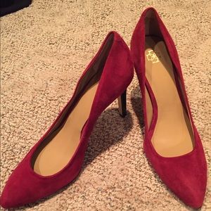 Ann Taylor heels. Size 7.5. Make me an offer!