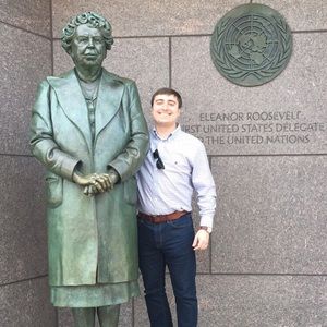 Meet your Posher, Evan