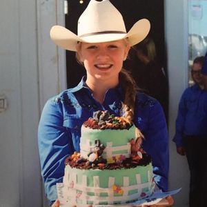 Meet your Posher, Tori