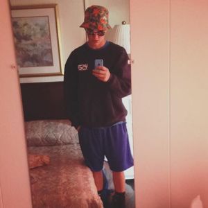 Meet your Posher, Logan