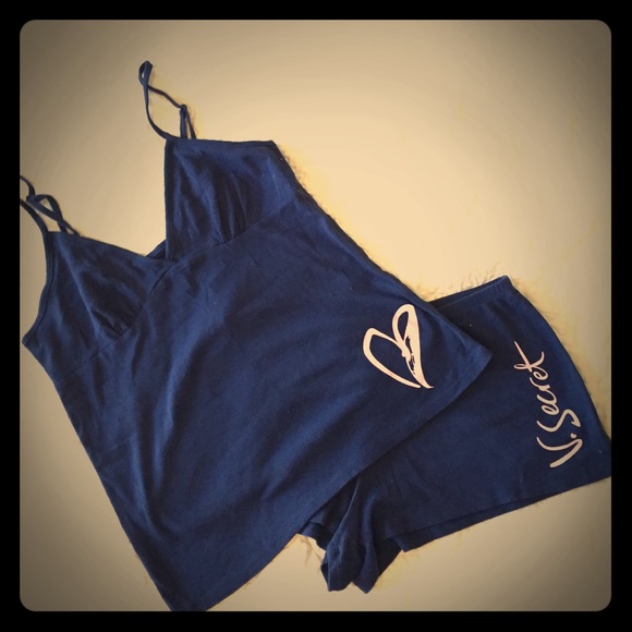 NWOT Victoria's Secret pajama set. Small.