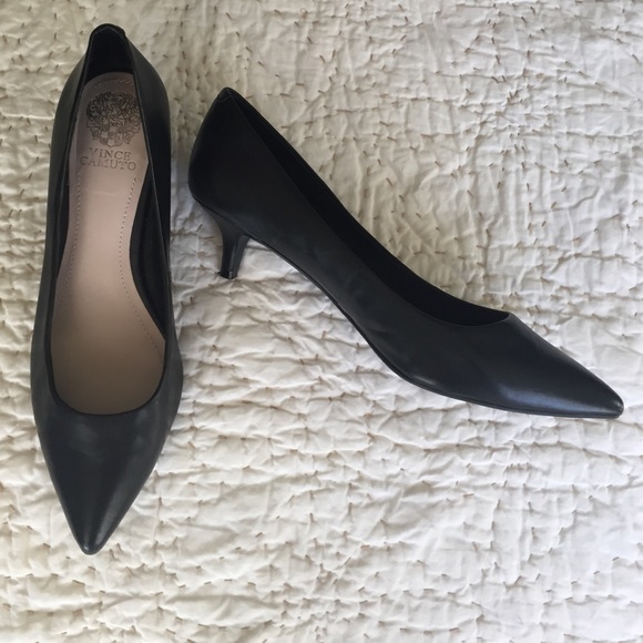 Vince  black leather heels