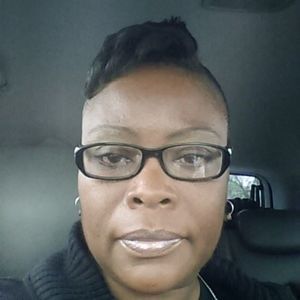 Meet your Posher, Suzette