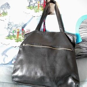 Kenneth Cole leather purse