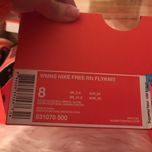 Nike Free Run Flyknit Sneakers - Picture 4 of 4