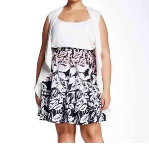 Amanda & Chelsea floral circle skirt size 16