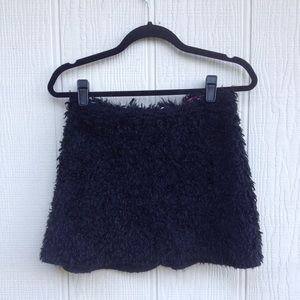 ✨SOLD✨ Black Fuzzy Skirt