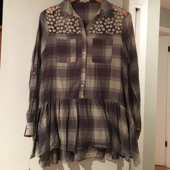 🆕Plaid Buttondown Shirt - Picture 4 of 5