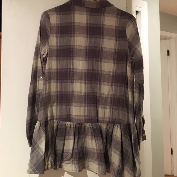 🆕Plaid Buttondown Shirt - Picture 5 of 5