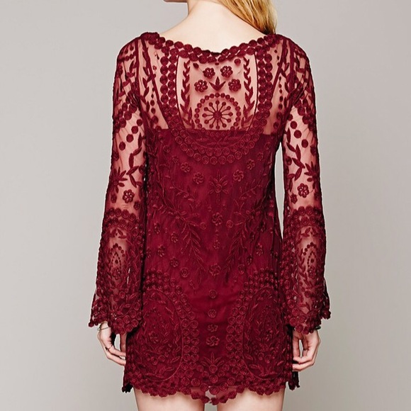 AUTHENTIC LINED FREE PEOPLE BELL SLEEVE DRESS - Picture 2 of 4