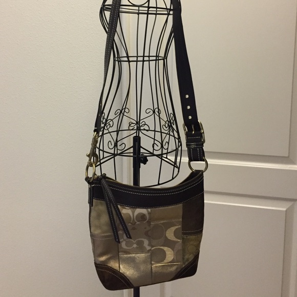 Cross body Coach bag