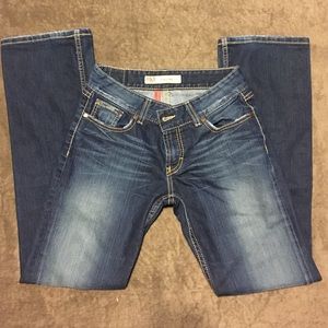 🚨24 hour sale!🚨Bke jeans