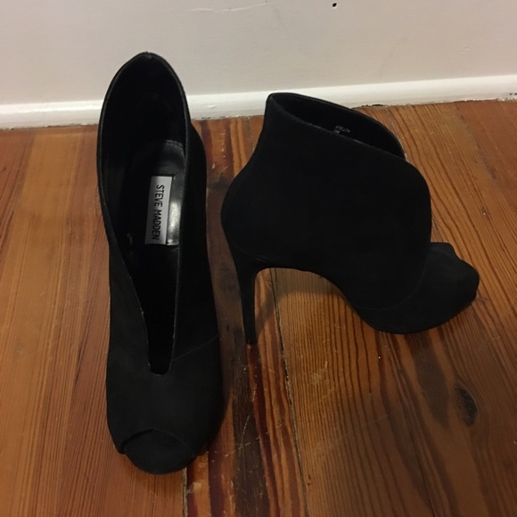 Black Steve Madden Open Toed Booties - Picture 1 of 2