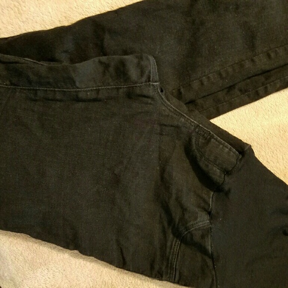 Old Navy black Maternity skinny jeans, size 6