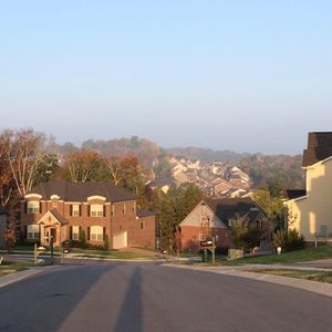 Meet your Posher, Veralice