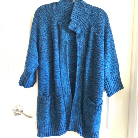 🎀Marbled blue cardigan✨