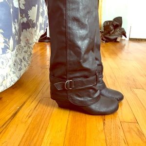 Blowfish wedge black boot