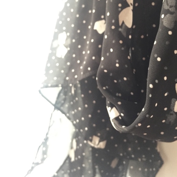 Scarf - Picture 2 of 2