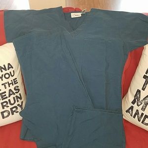 Life Uniform scrub top with matching pants
