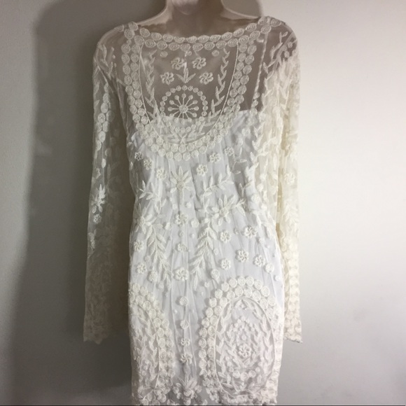 AUTHENTIC LINED FREE PEOPLE BELL SLEEVE DRESS - Picture 3 of 3