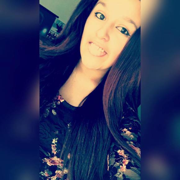 Meet your Posher, Marissa - Picture 1 of 1