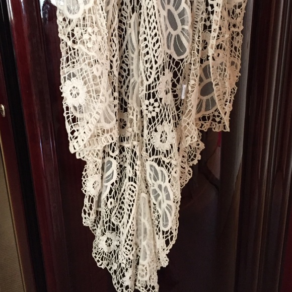 Sleeveless duster - Picture 2 of 3