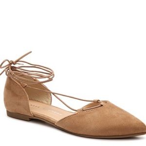 Chinese laundry lace up flats