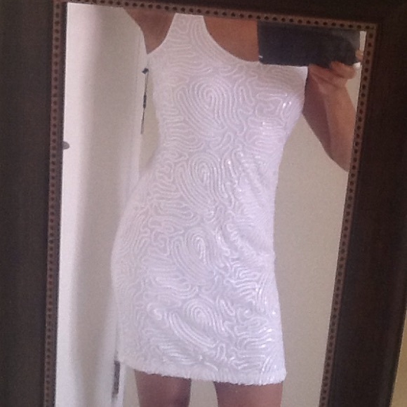White sequin Calvin Klein dress size 2 nwt