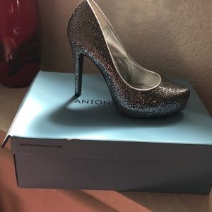 Shoe